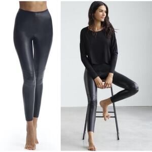 Commando Faux leather control top moto style leggings sz Small